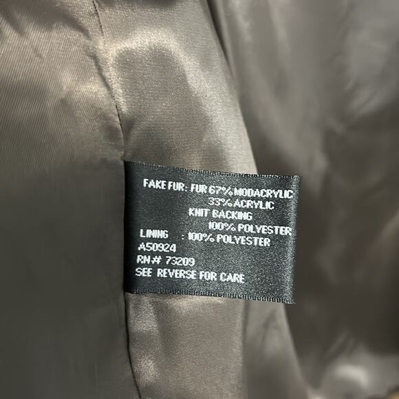 Dennis Basso faux fur open front vest Womnen's size xs - Picture 5 of 7